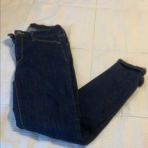 Gap true skinny dark denim size 27p